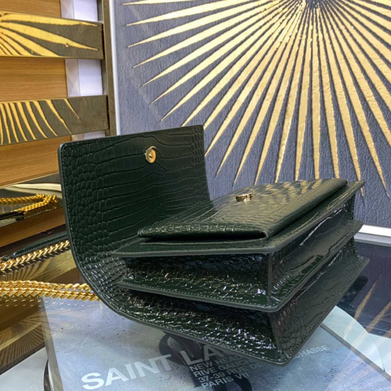 Saint Laurent Sunset Medium In Crocodile Embossed Leather(22-8-16cm) - FashionPlug