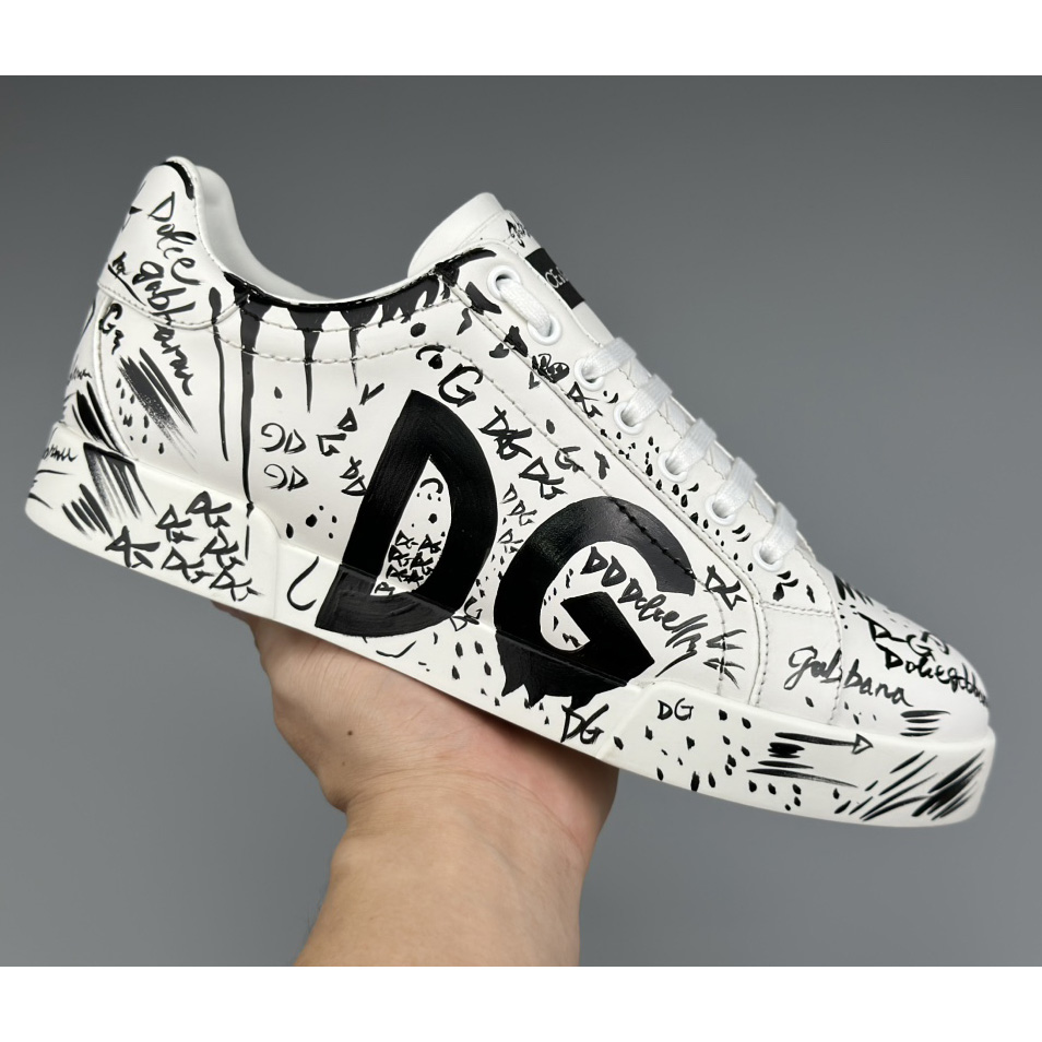 Dolce & Gabbana Portofino Sneakers - FashionPlug