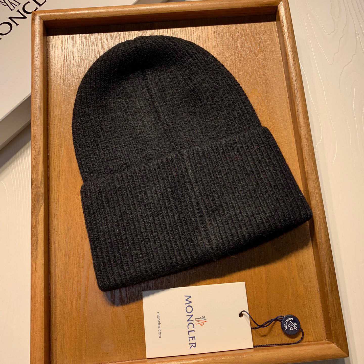 Moncler Beanie - FashionPlug