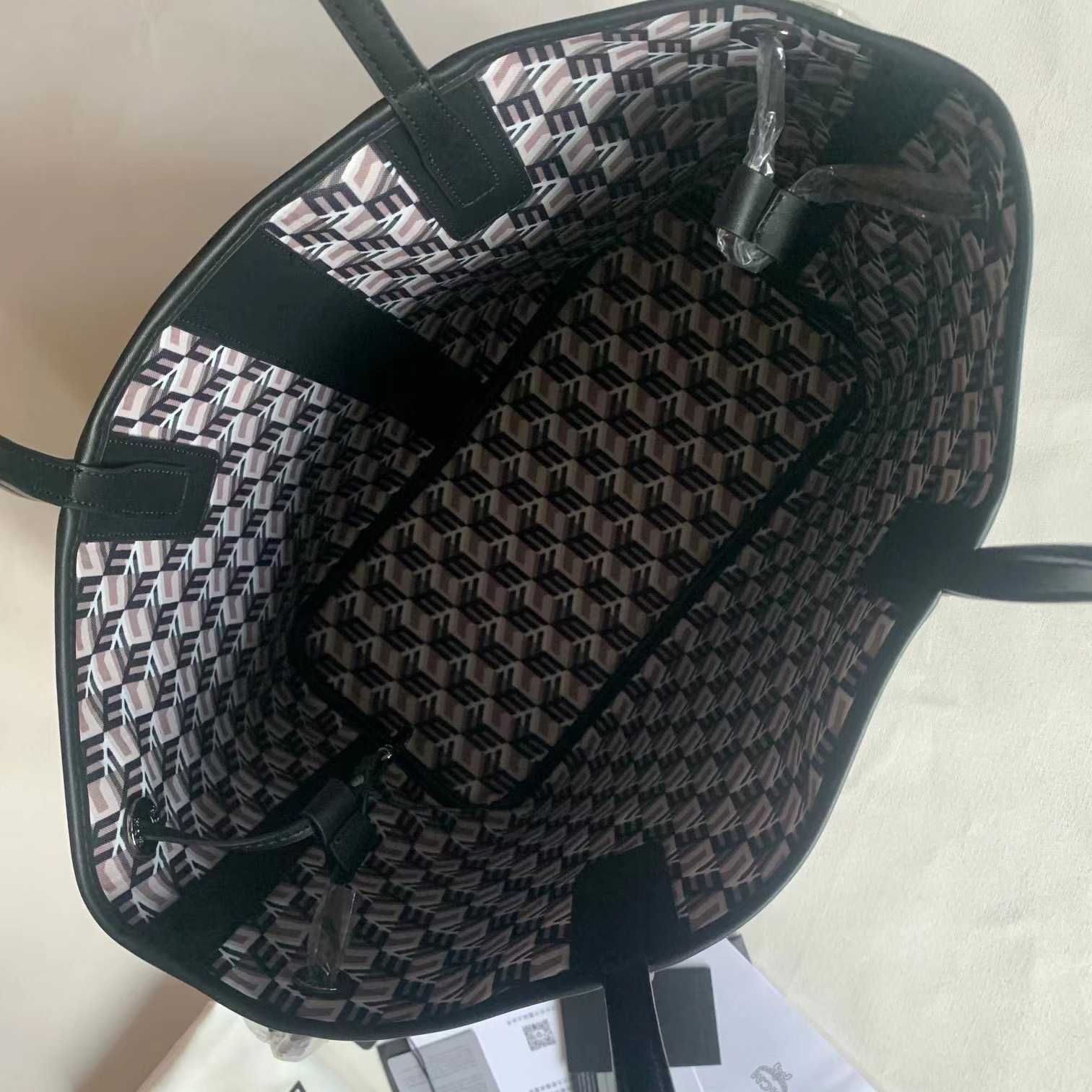 MCM Reversible Liz Shopper In Visetos - FashionPlug