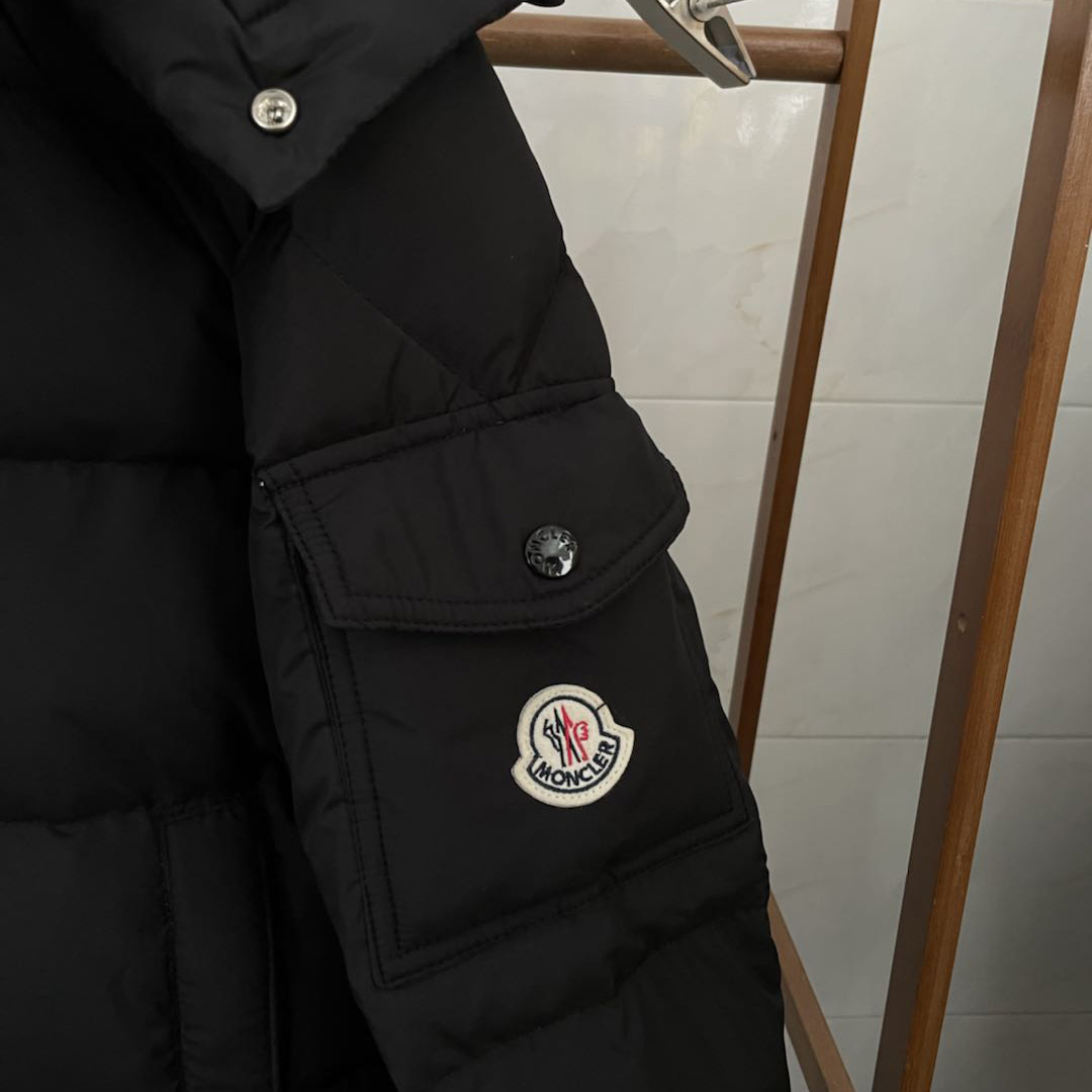 Moncler Vezere Short Down Jacket - FashionPlug