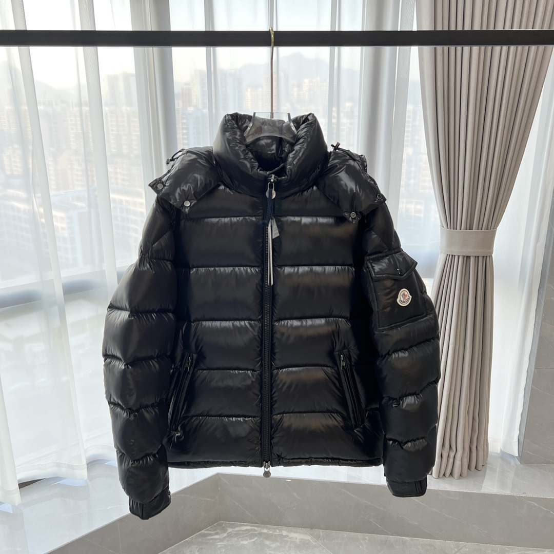 Moncler Maya Short Down Jacket - FashionPlug