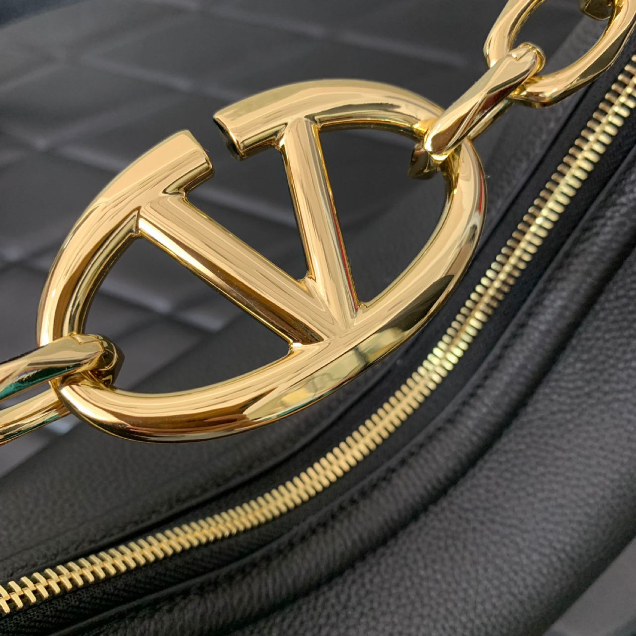Valenti Small VLogo Moon Hobo Bag In Leather With Chain  - FashionPlug