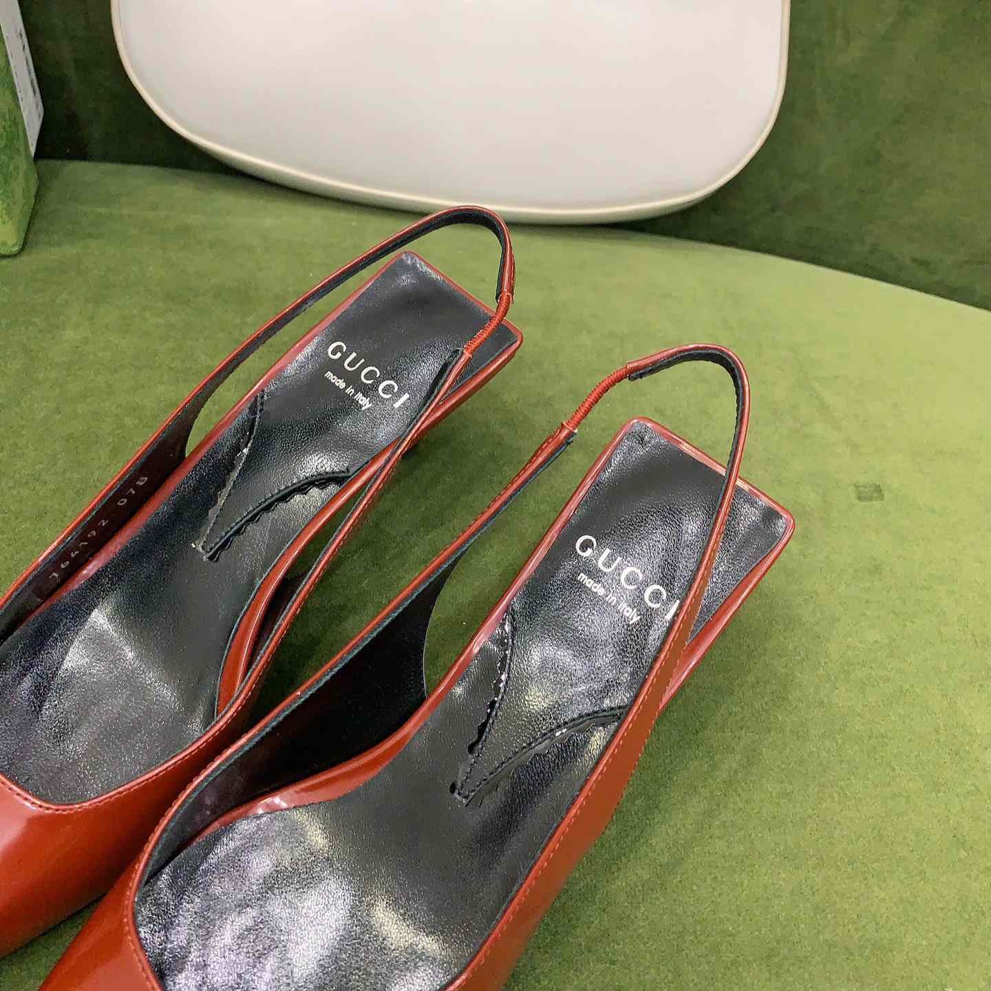 Gucci Women's Slingback Pump - FashionPlug