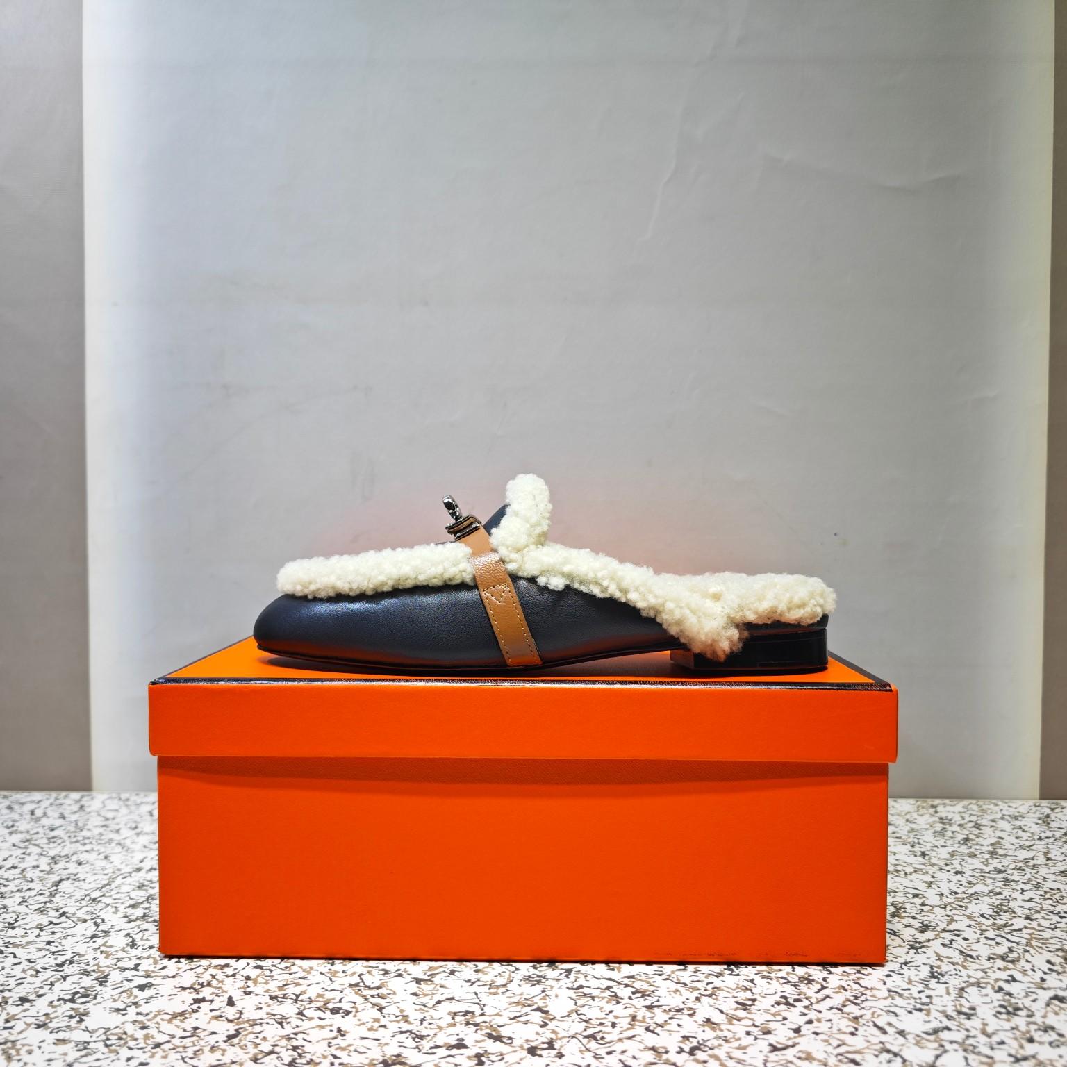 Hermes Oz Mule - FashionPlug