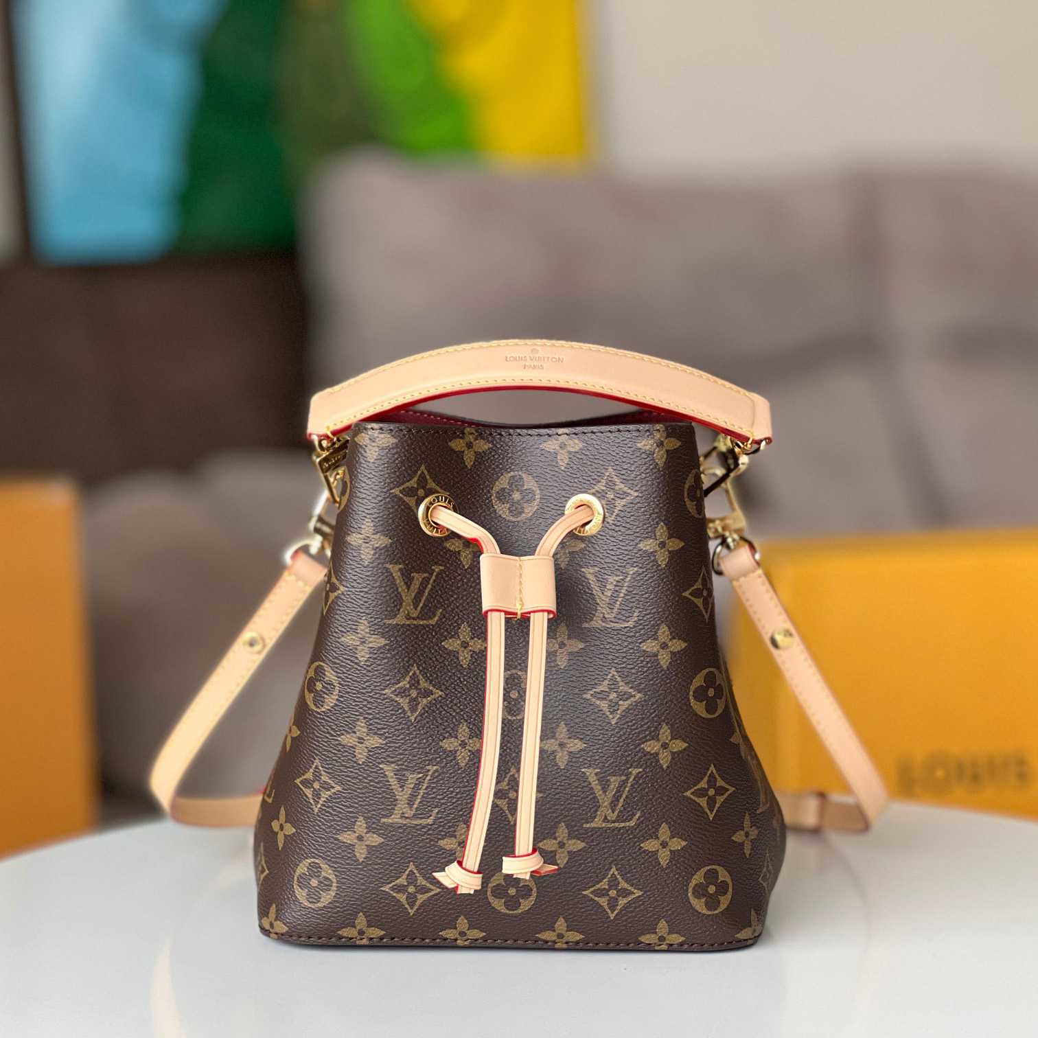 Louis Vuitton Néonoé BB  M46581 - FashionPlug