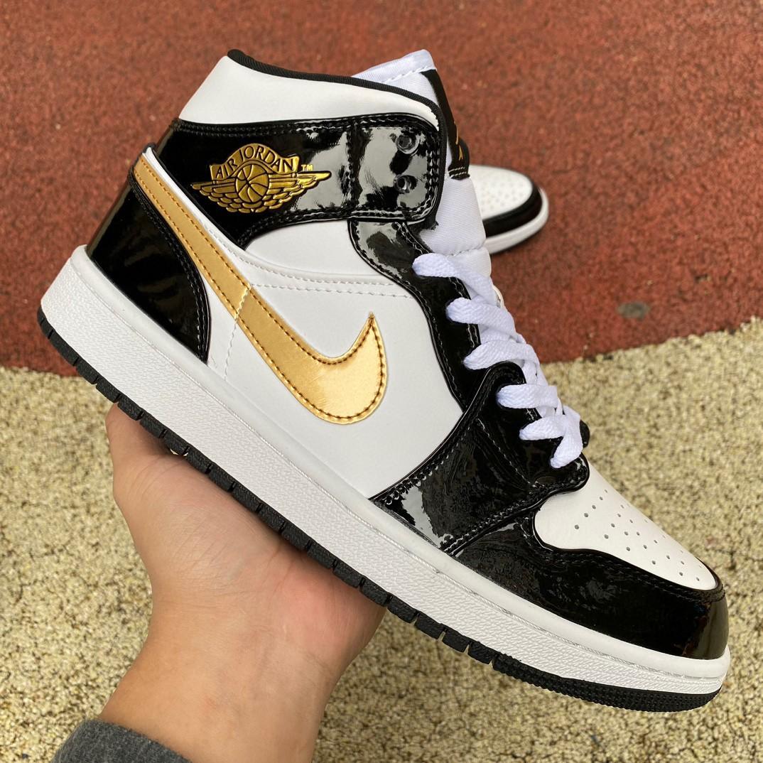 Air Jordan 1 mid Sneakers    852542-007 - FashionPlug
