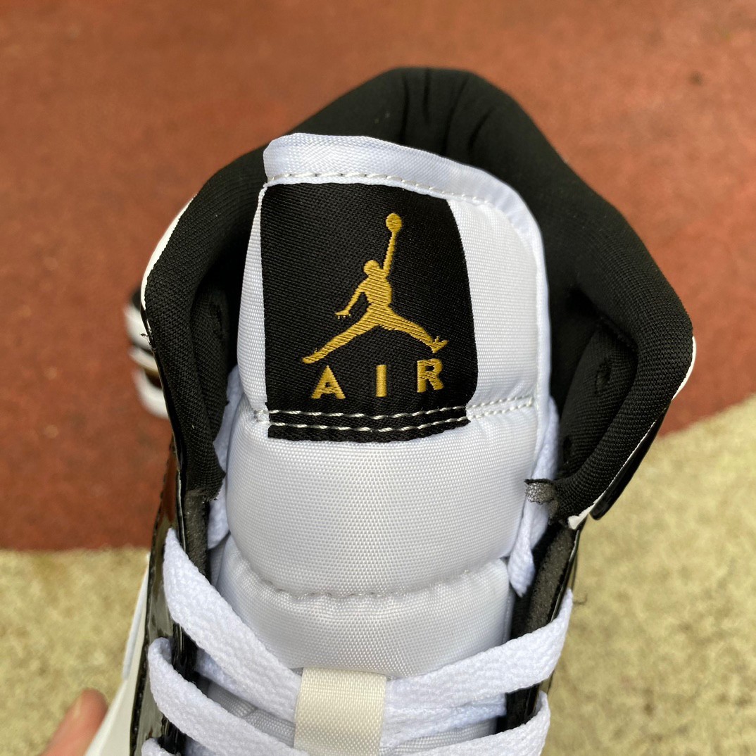 Air Jordan 1 mid Sneakers    852542-007 - FashionPlug