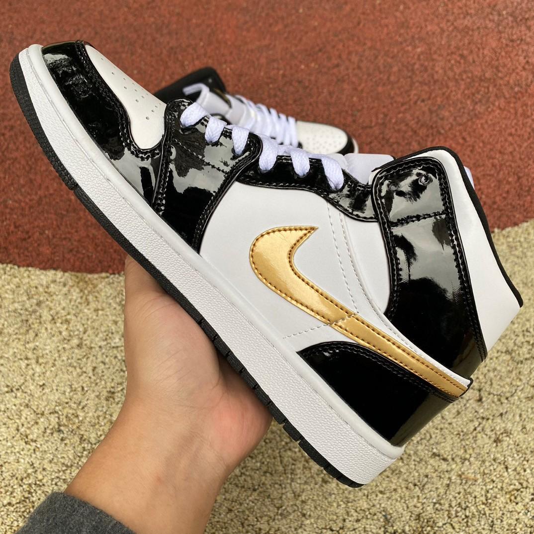 Air Jordan 1 mid Sneakers    852542-007 - FashionPlug
