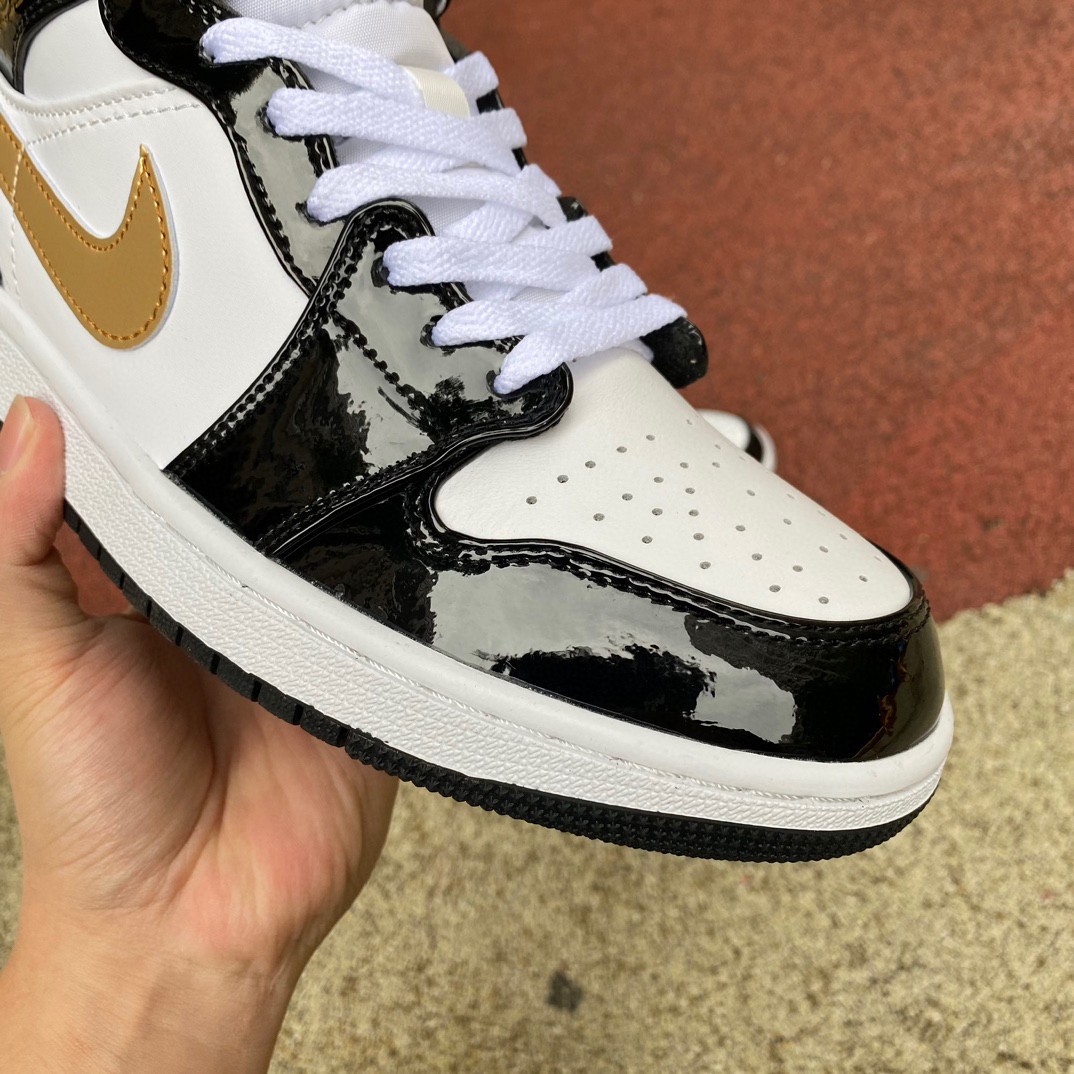 Air Jordan 1 mid Sneakers    852542-007 - FashionPlug