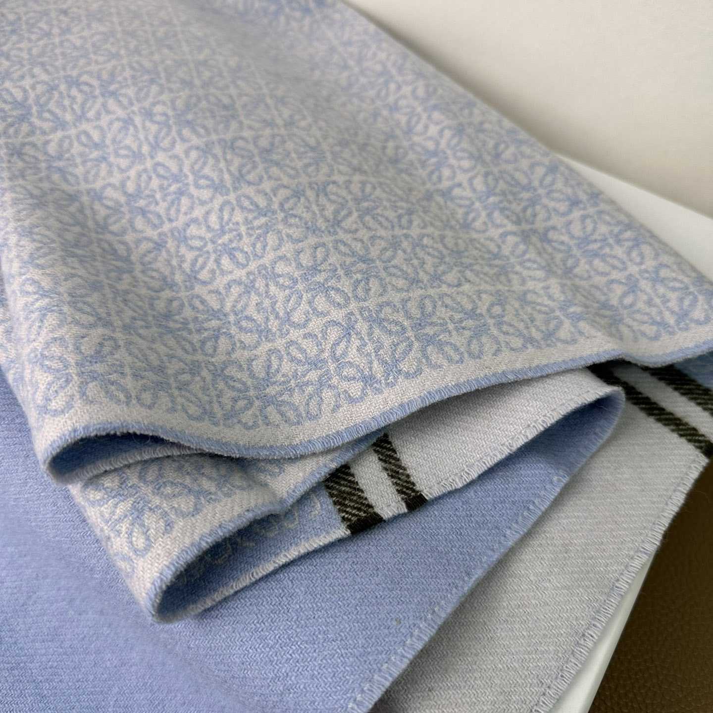 Loewe Scarf In Wool And Cashmere - FashionPlug