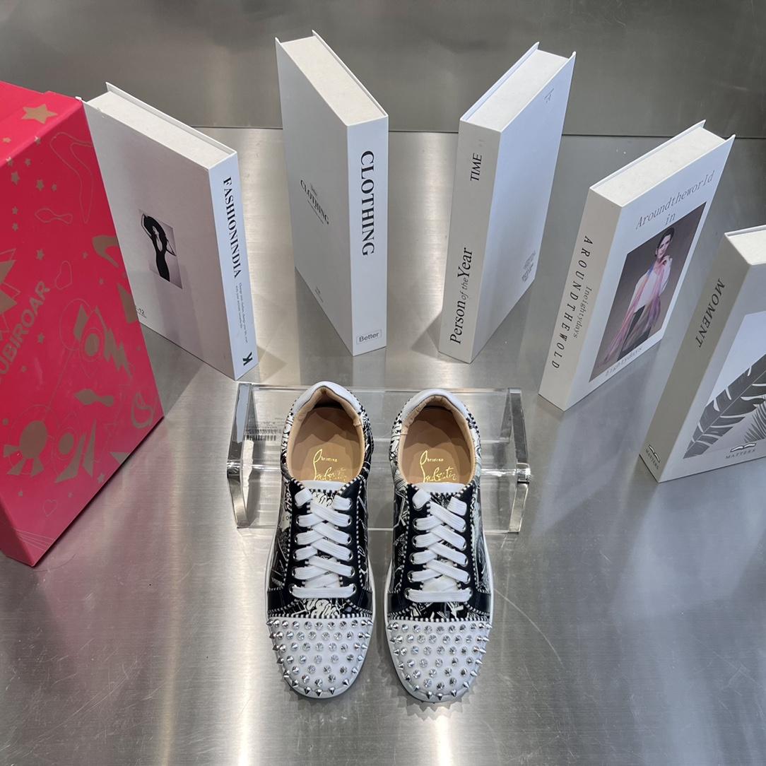 Christian Louboutin Sneakers - FashionPlug