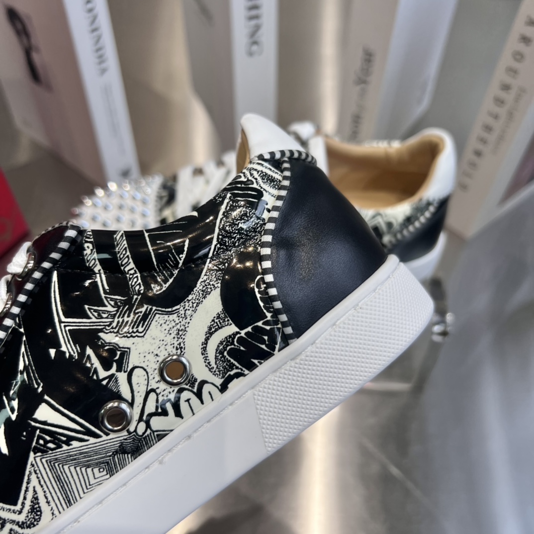 Christian Louboutin Sneakers - FashionPlug