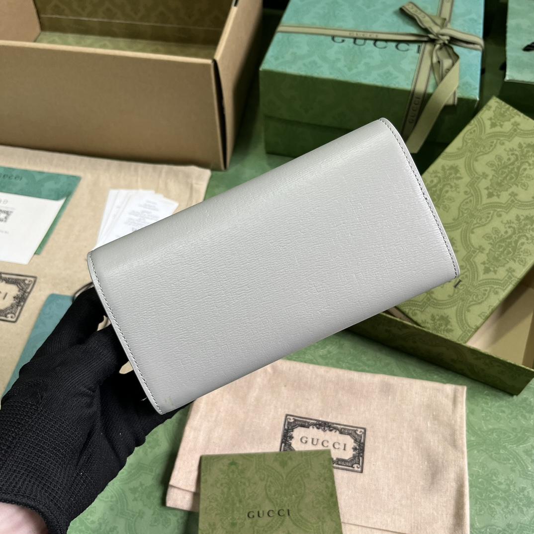 Gucci Continental Wallet With Gucci Script - FashionPlug