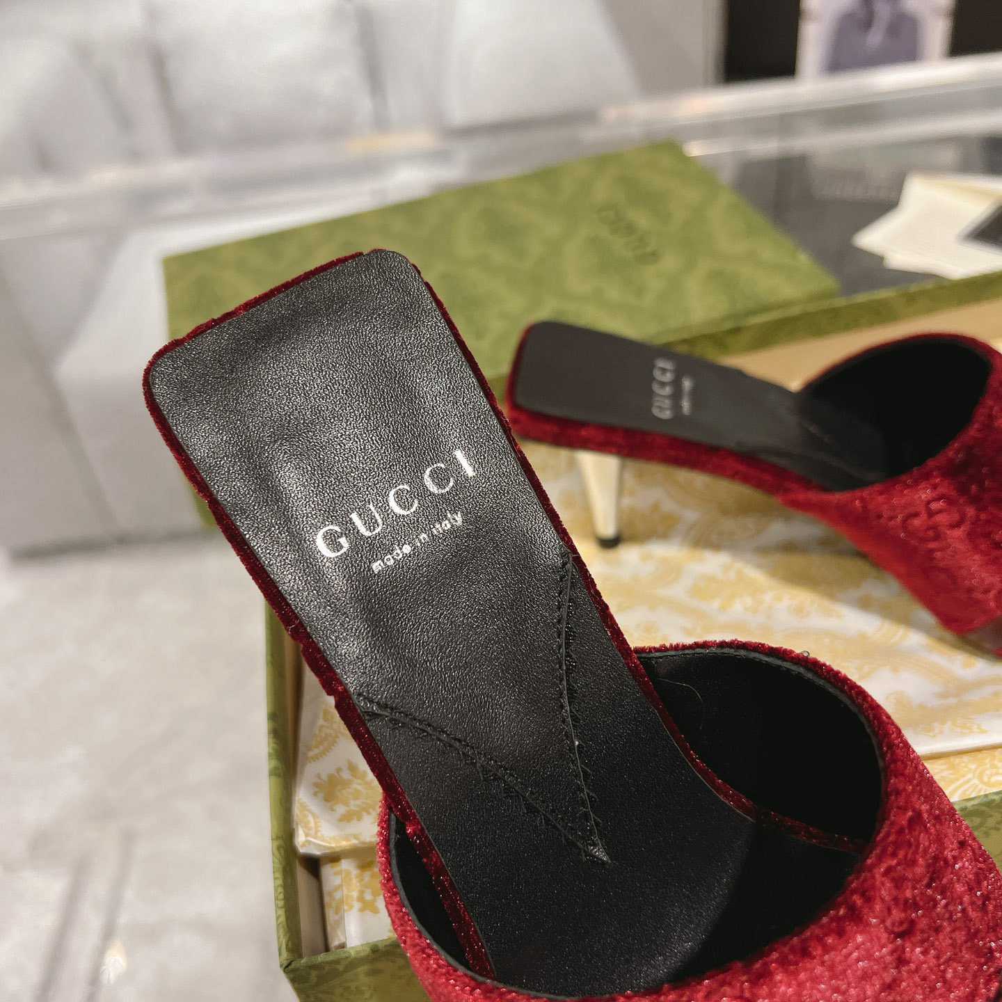 Gucci GG Slide Sandal - FashionPlug