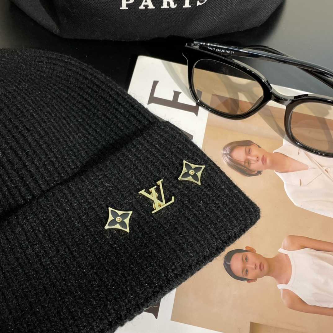 Louis Vuitton LV Beanie     - FashionPlug