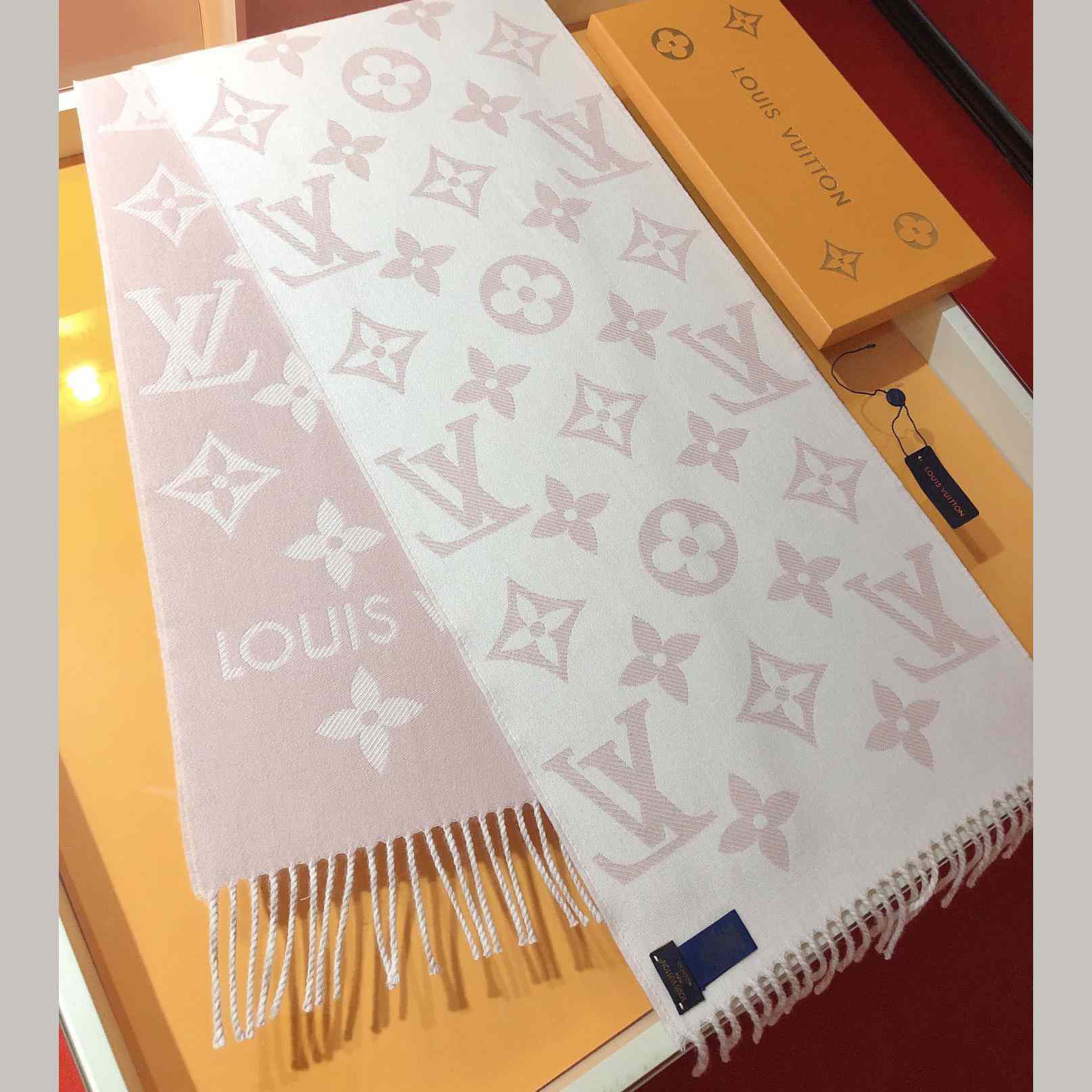 Louis Vuitton LV Essential Scarf - FashionPlug