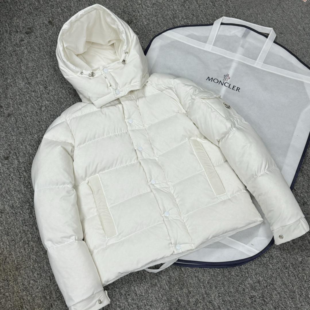 Moncler Vezere Short Down Jacket - FashionPlug