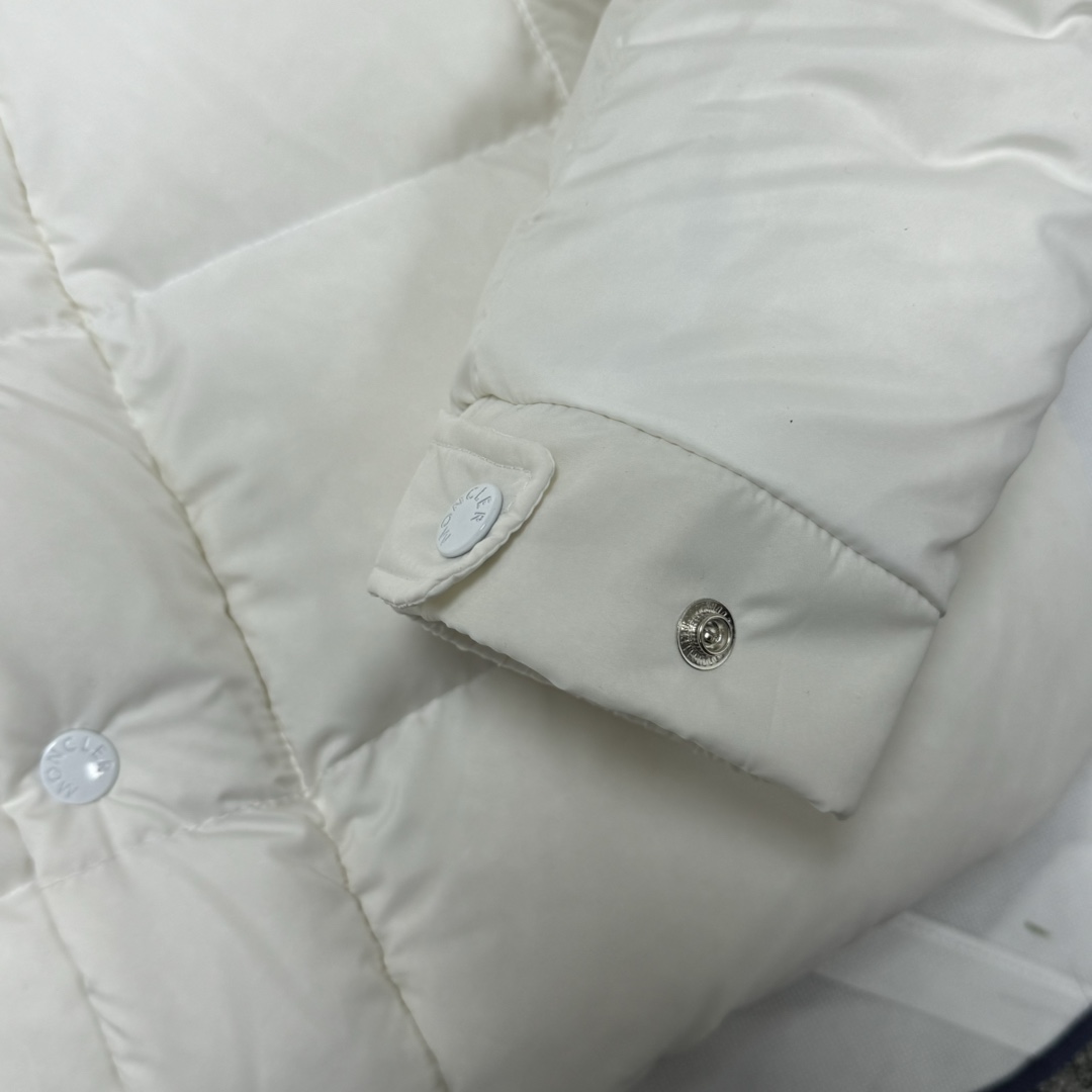 Moncler Vezere Short Down Jacket - FashionPlug
