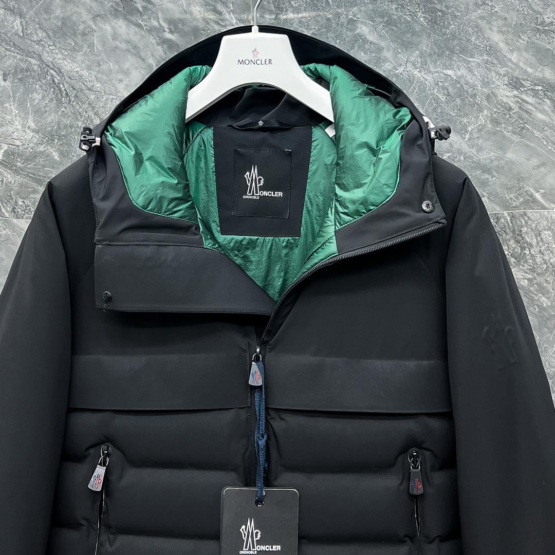 Moncler Short Down Jacket - FashionPlug