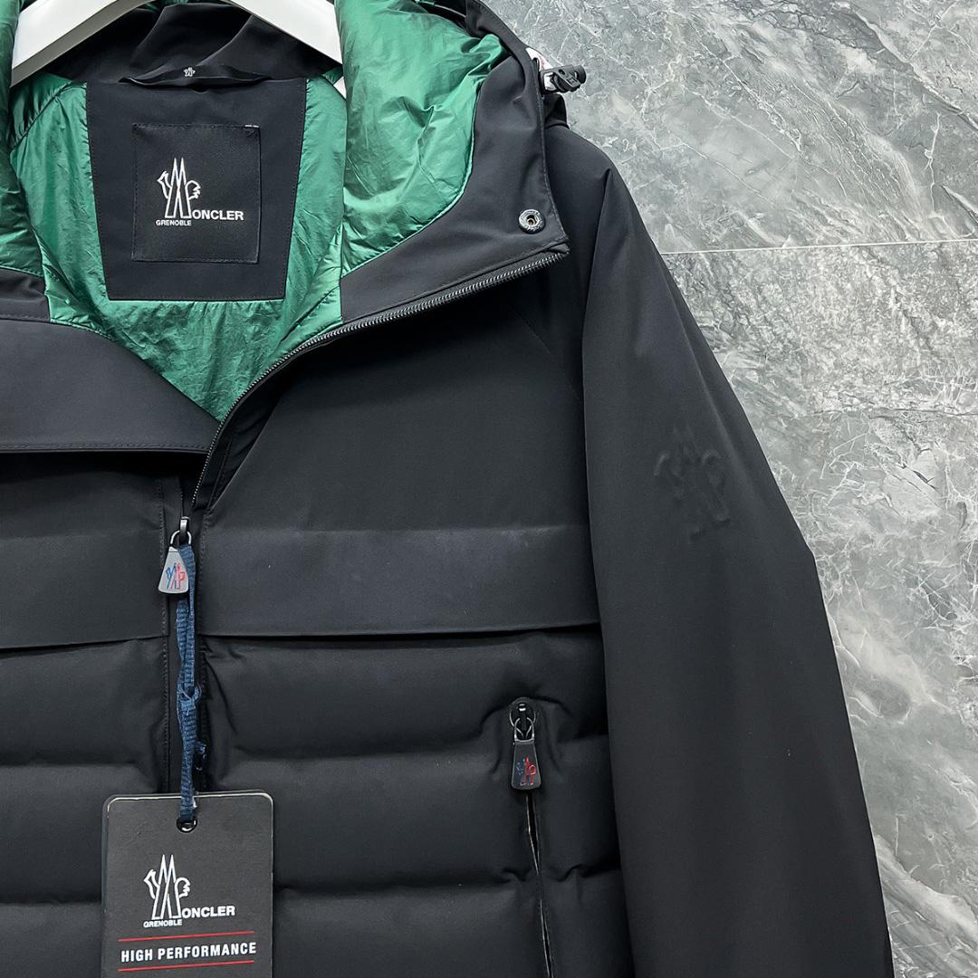 Moncler Short Down Jacket - FashionPlug