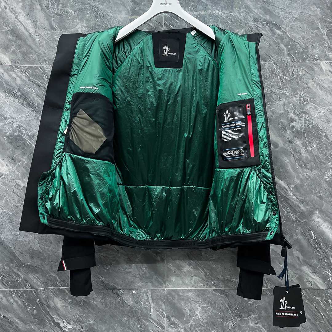 Moncler Short Down Jacket - FashionPlug