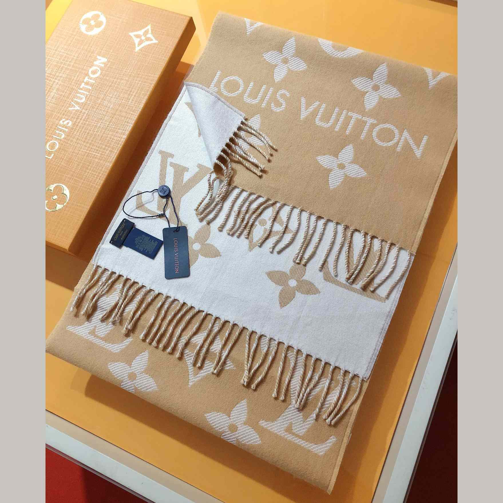 Louis Vuitton LV Essential Scarf - FashionPlug