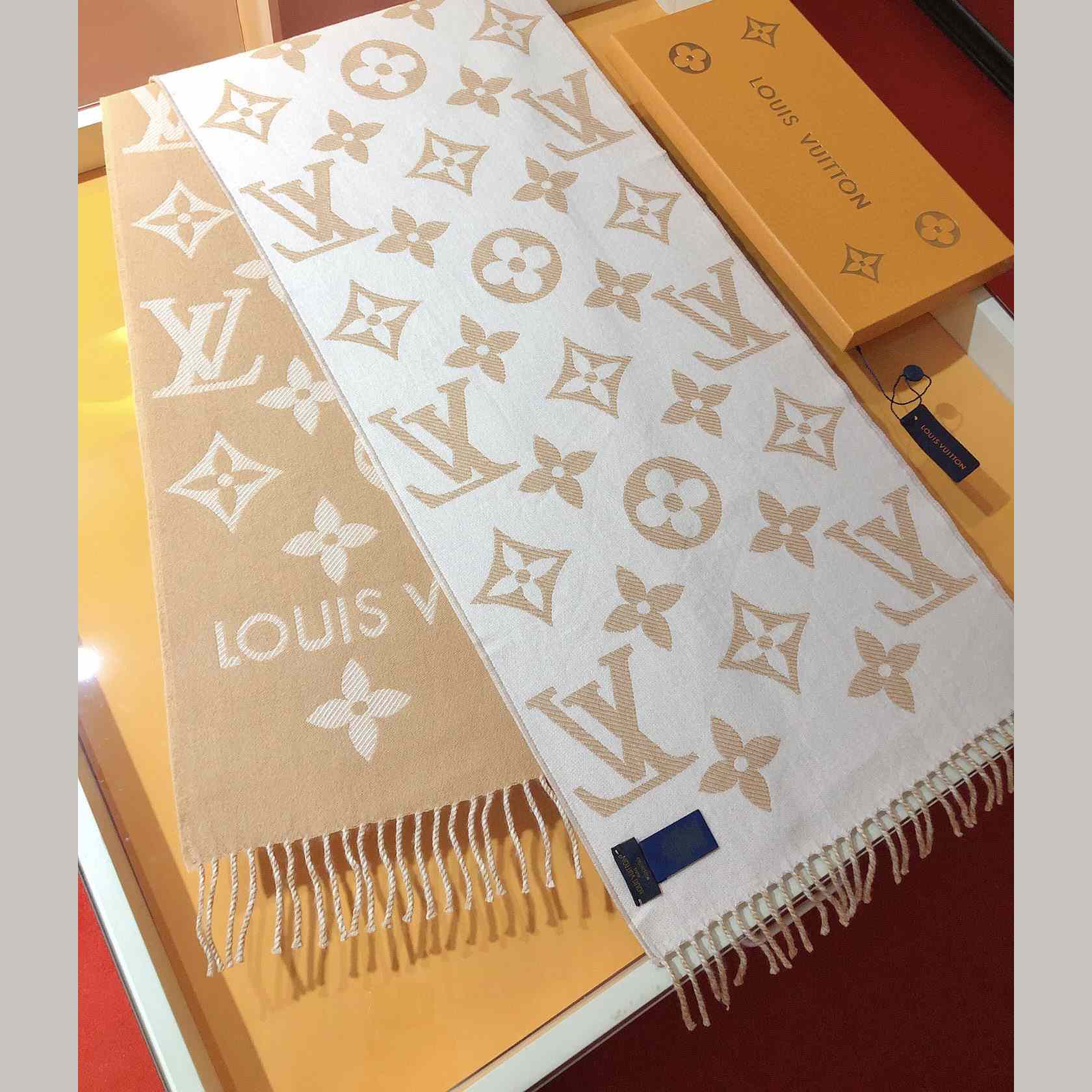 Louis Vuitton LV Essential Scarf - FashionPlug
