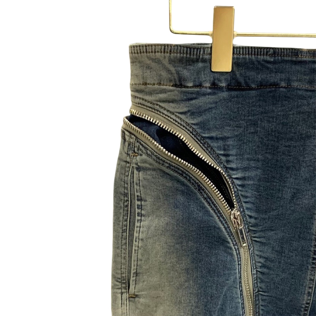 Rick Owens Drkshdw Aircut Washed Denim Shorts - FashionPlug