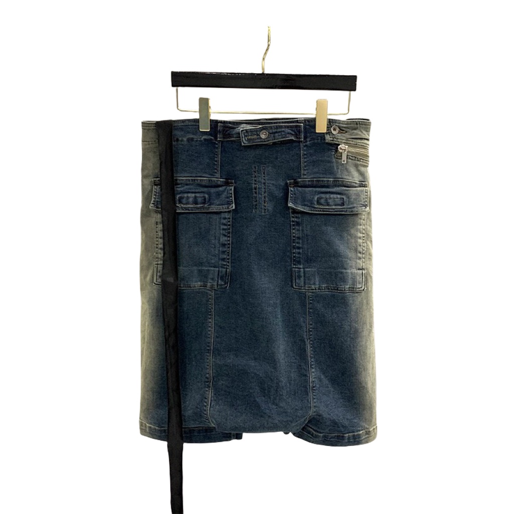 Rick Owens Drkshdw Aircut Washed Denim Shorts - FashionPlug