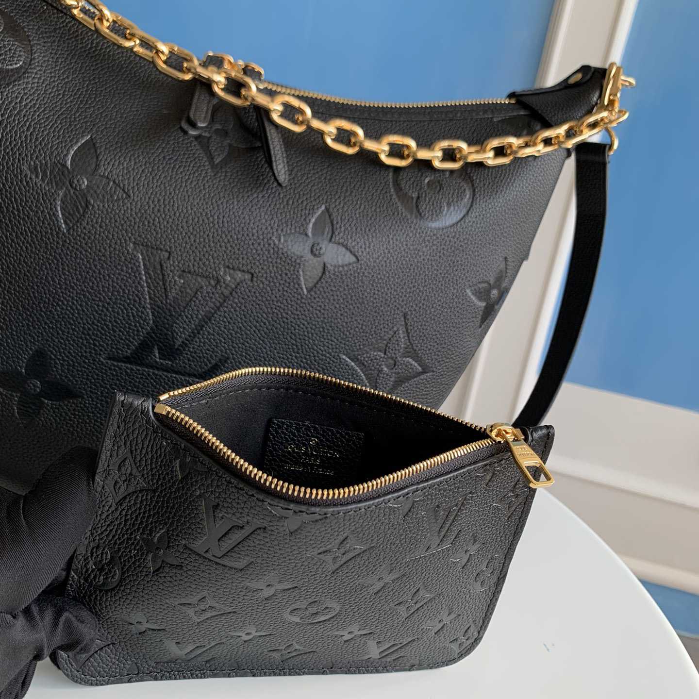 Louis Vuitton Loop Hobo          M46725 - FashionPlug