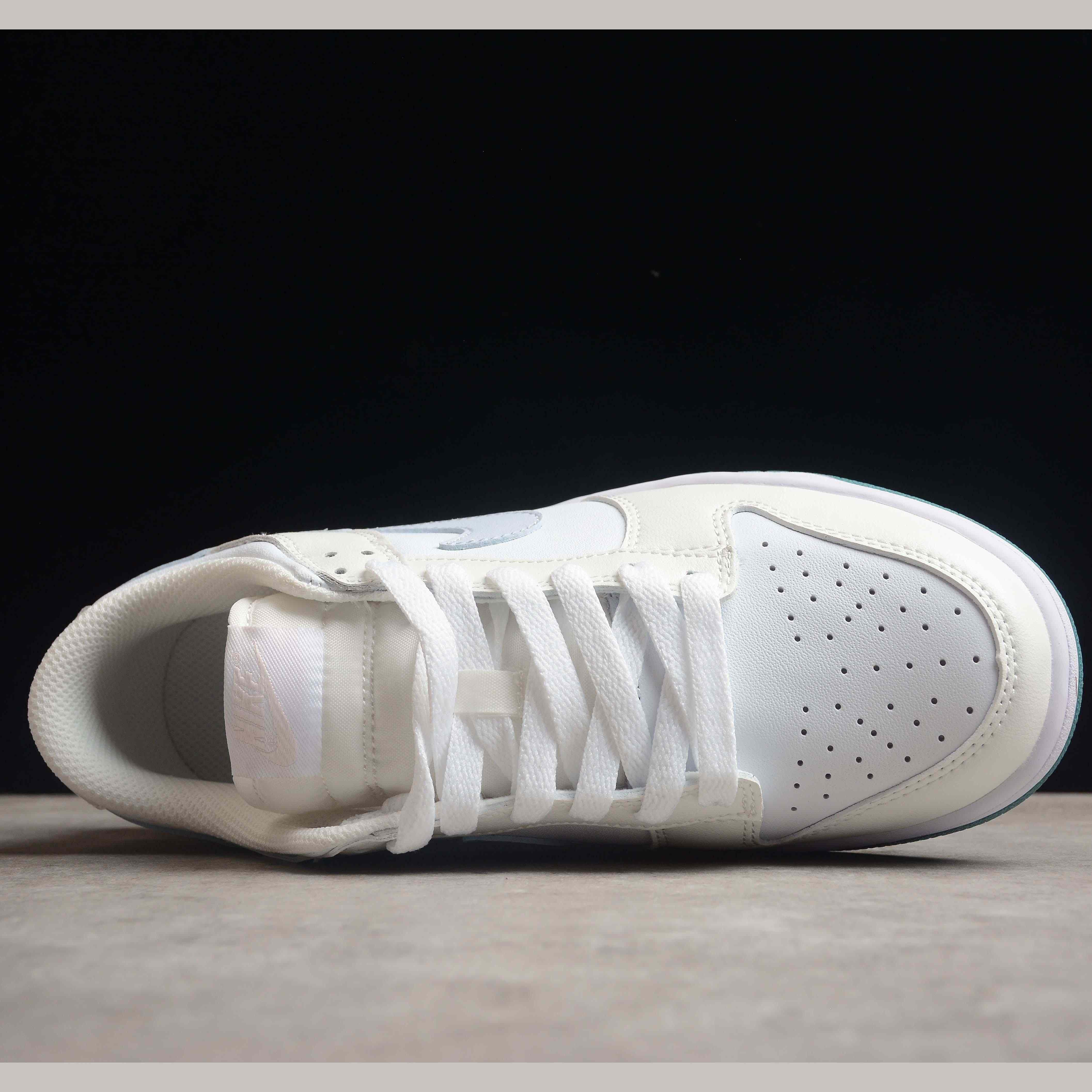 Nike Dunk Low Sneaker     FD9911-10113 - FashionPlug
