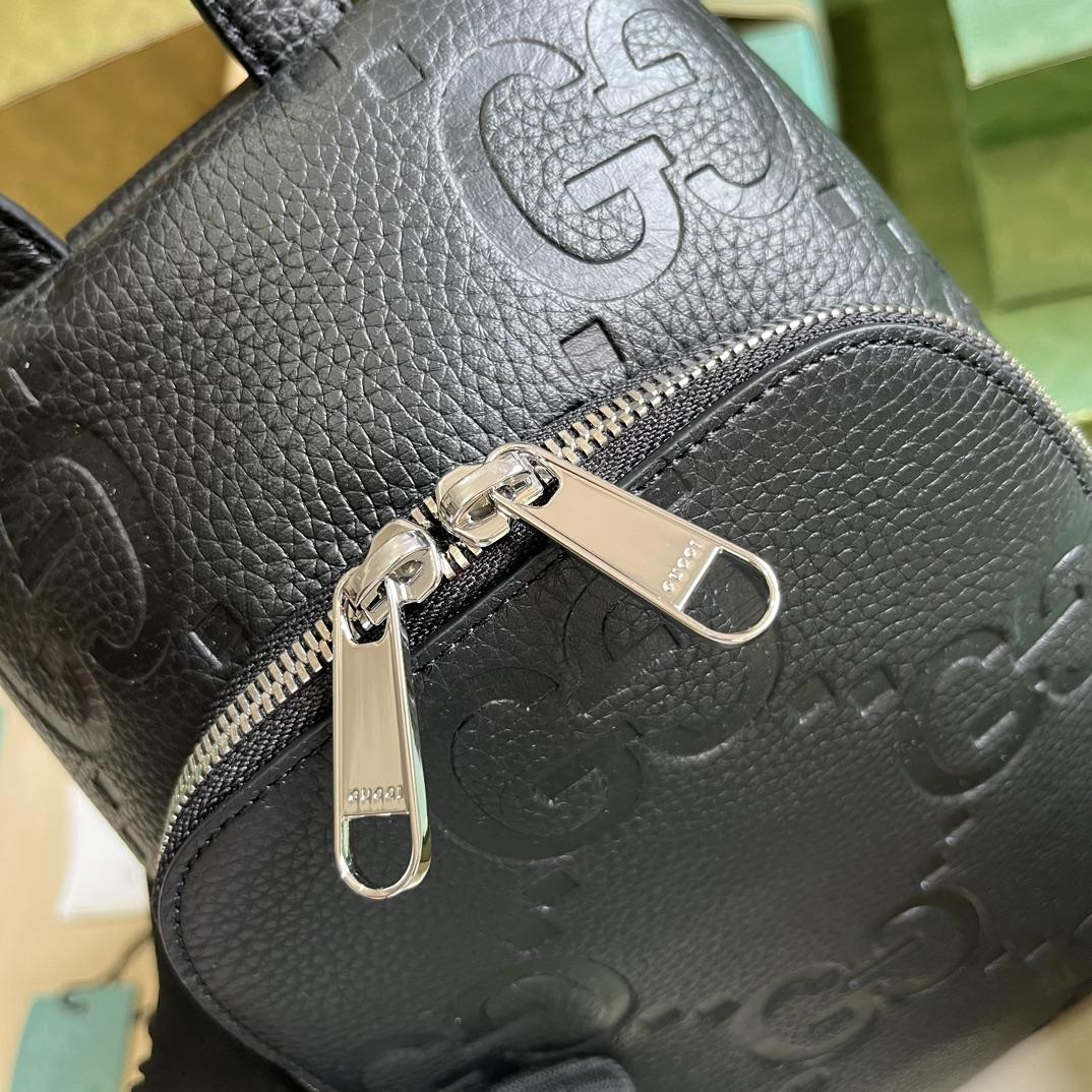 Gucci Jumbo GG Crossbody Bag - FashionPlug