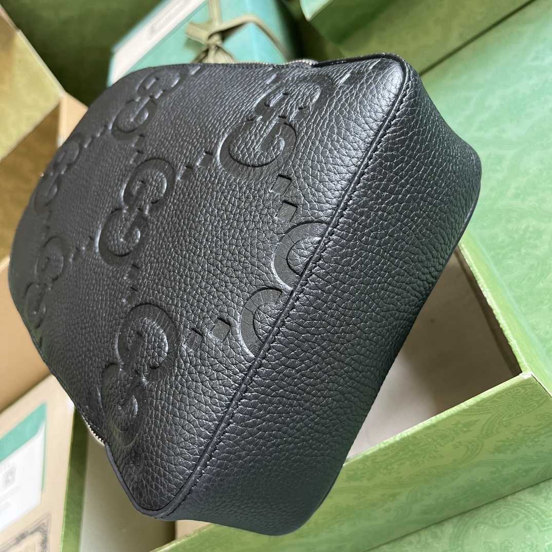 Gucci Jumbo GG Crossbody Bag - FashionPlug