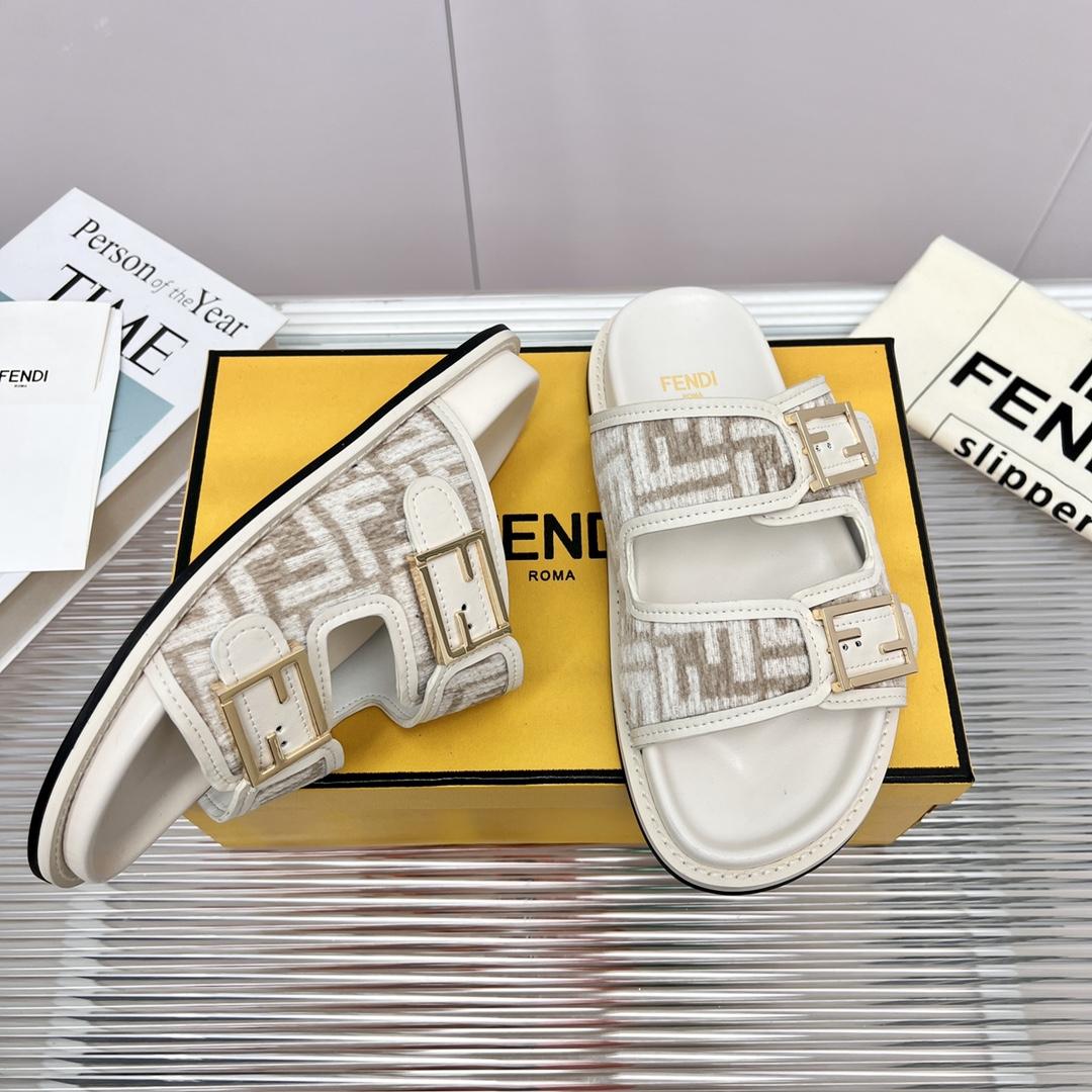 Fendi Feel FF Fabric Slides - FashionPlug