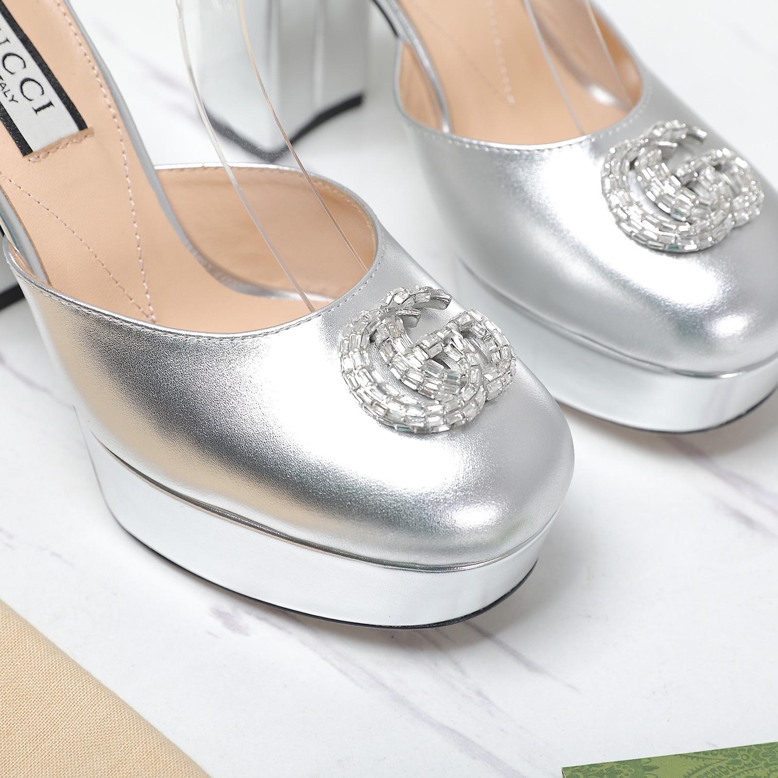 Gucci Women's Platform Pump With Double G - FashionPlug