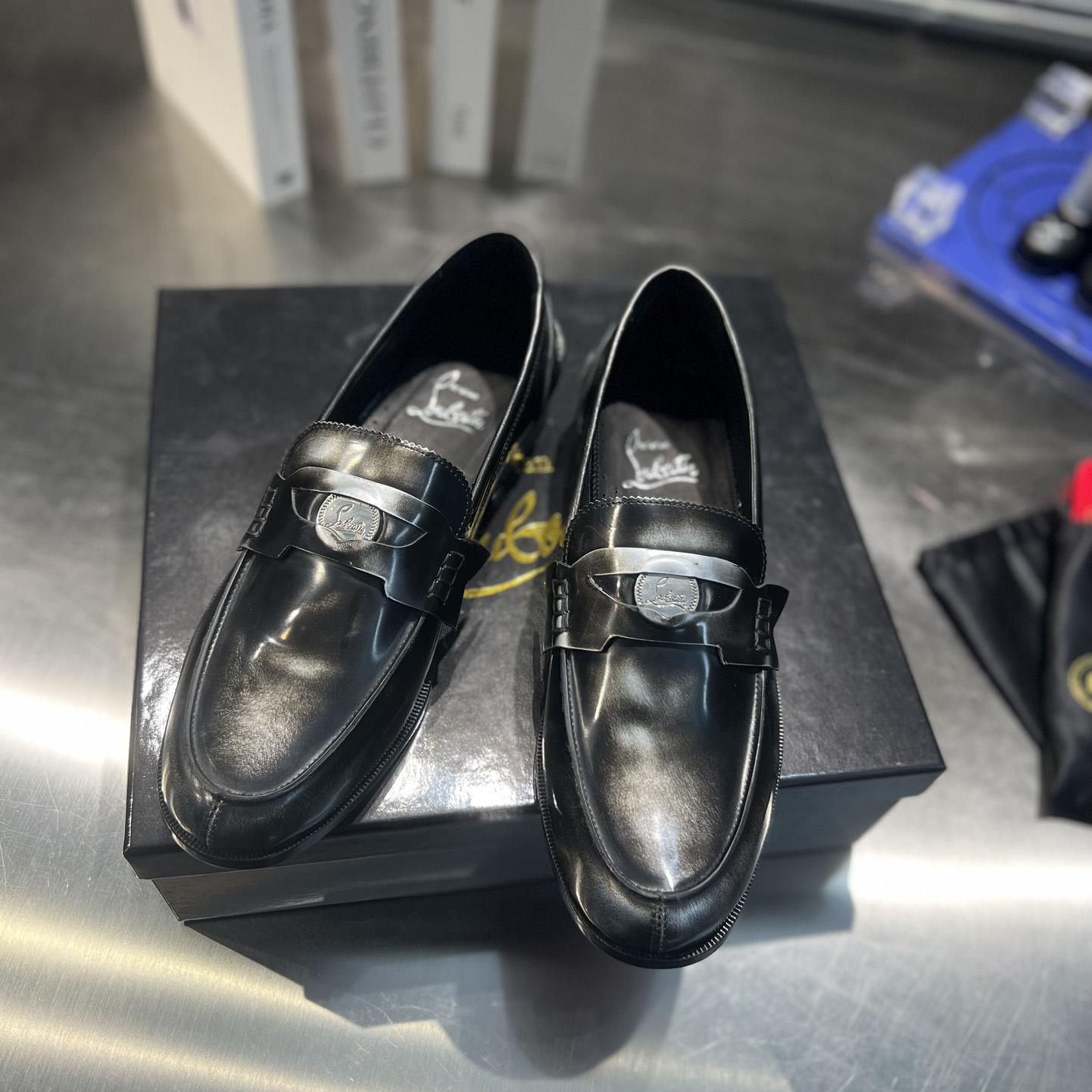 Christian Louboutin Penny Loafers - Calf leather - Silver - FashionPlug