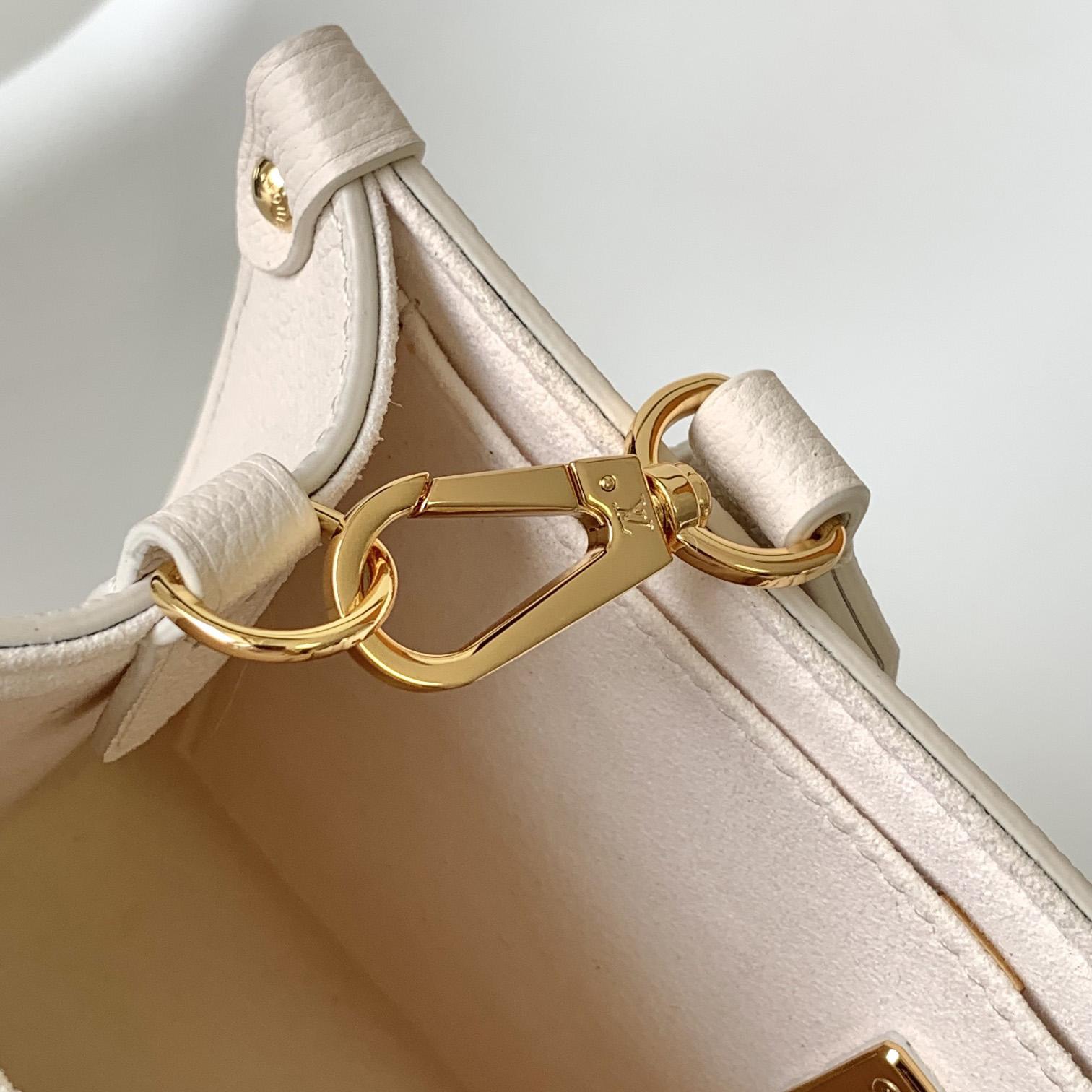Louis Vuitton Lock & Go Handbag    M23637 - FashionPlug