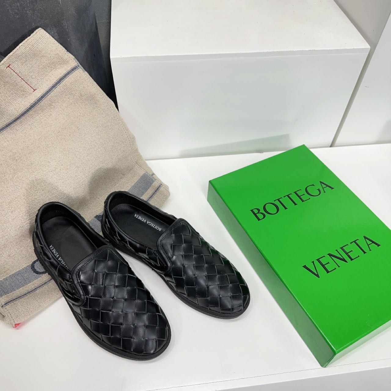 Bottega Veneta Sawyer Sneaker - FashionPlug