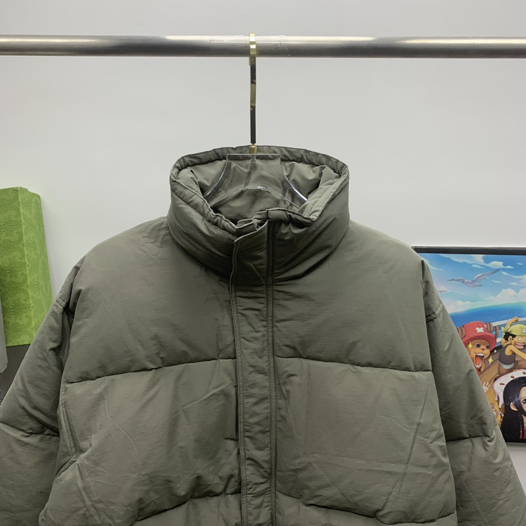 Fear Of God Essential Puffer Jacket - FashionPlug