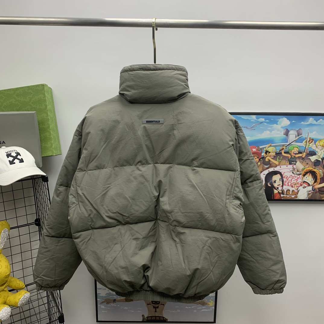 Fear Of God Essential Puffer Jacket - FashionPlug