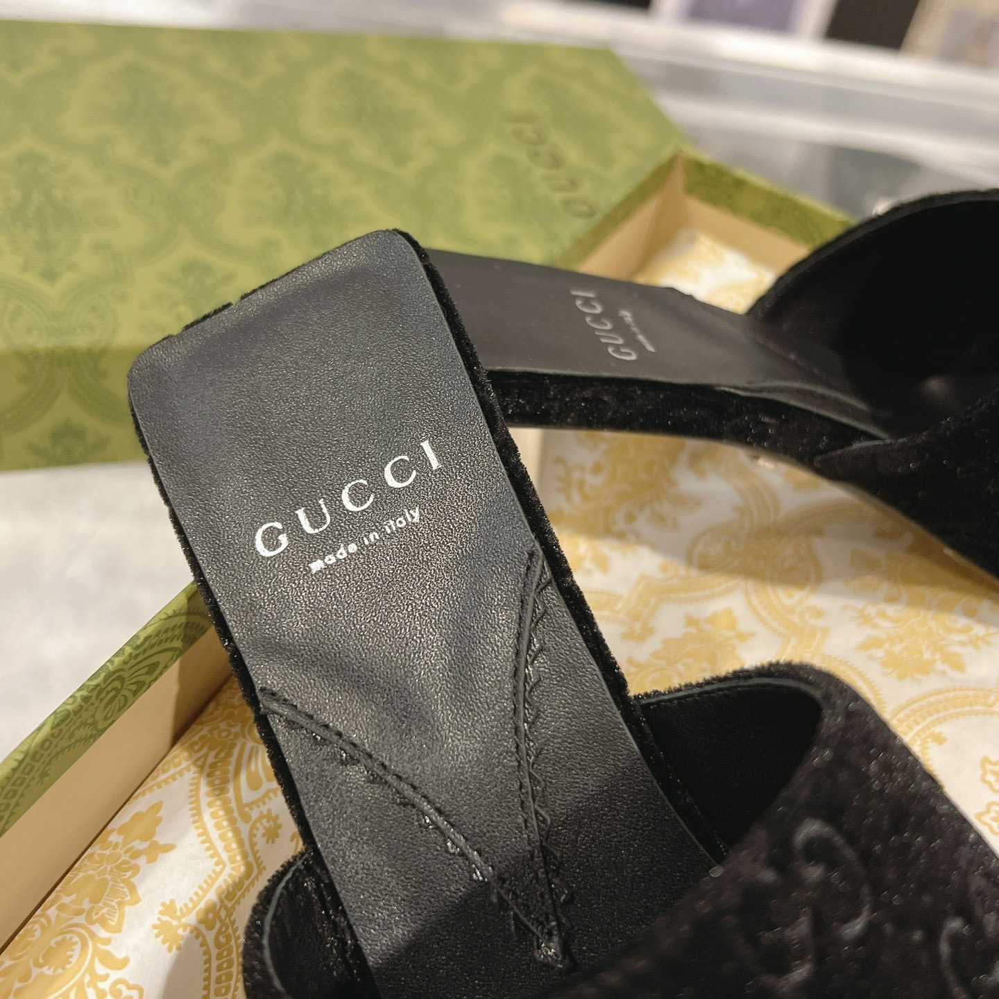 Gucci GG Slide Sandal - FashionPlug