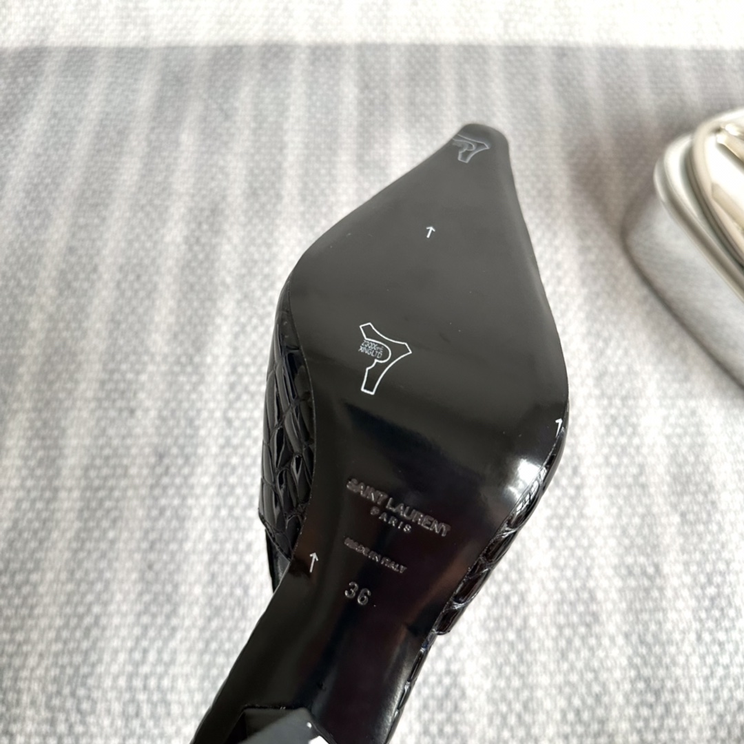 Saint Laurent Lee Slingback Pumps In Glazed Leather - FashionPlug