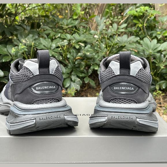 Balenciaga 3XL Sneaker In Dark Grey - FashionPlug