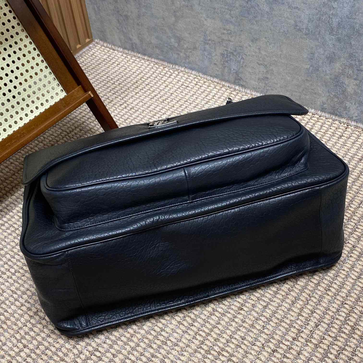 Saint Laurent Niki Oversized In Grained Lambskin - FashionPlug