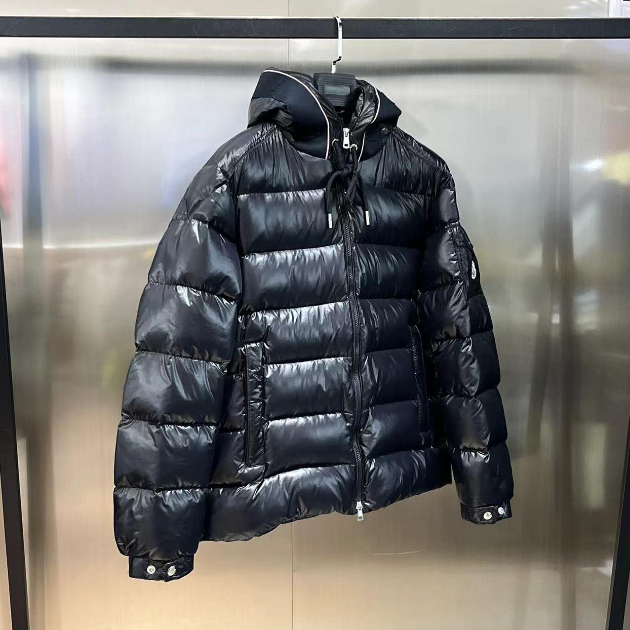 Moncler Pavin Short Down Jacket - FashionPlug