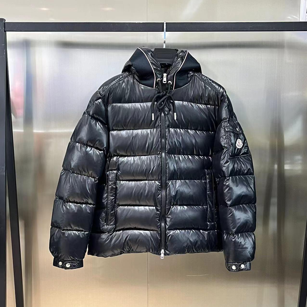 Moncler Pavin Short Down Jacket - FashionPlug