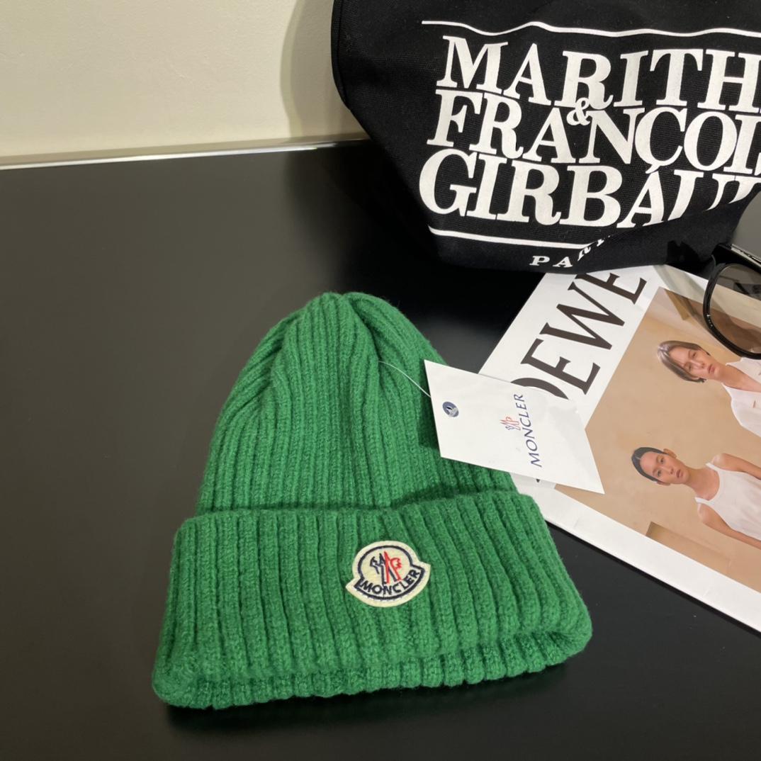 Moncler Beanie - FashionPlug
