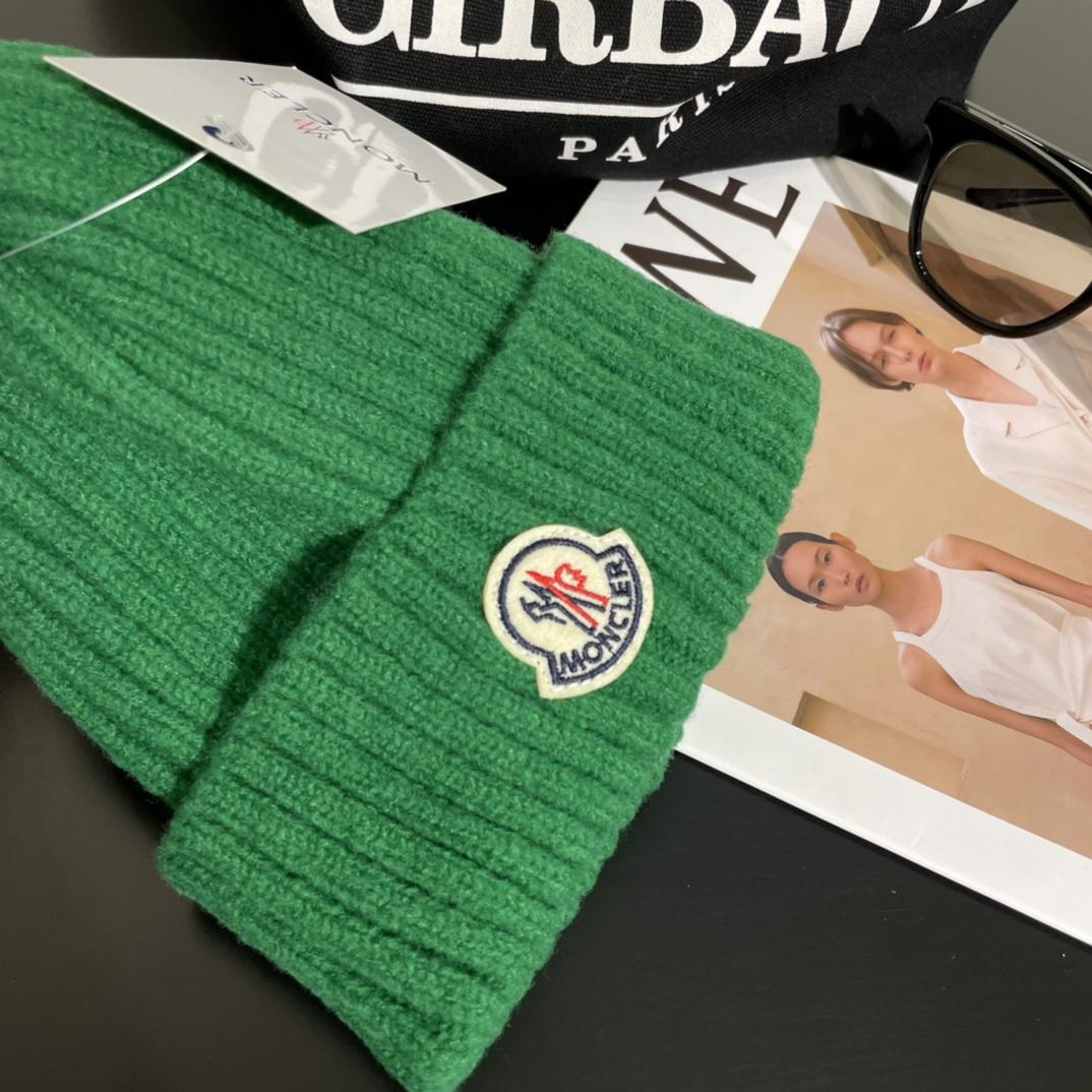 Moncler Beanie - FashionPlug