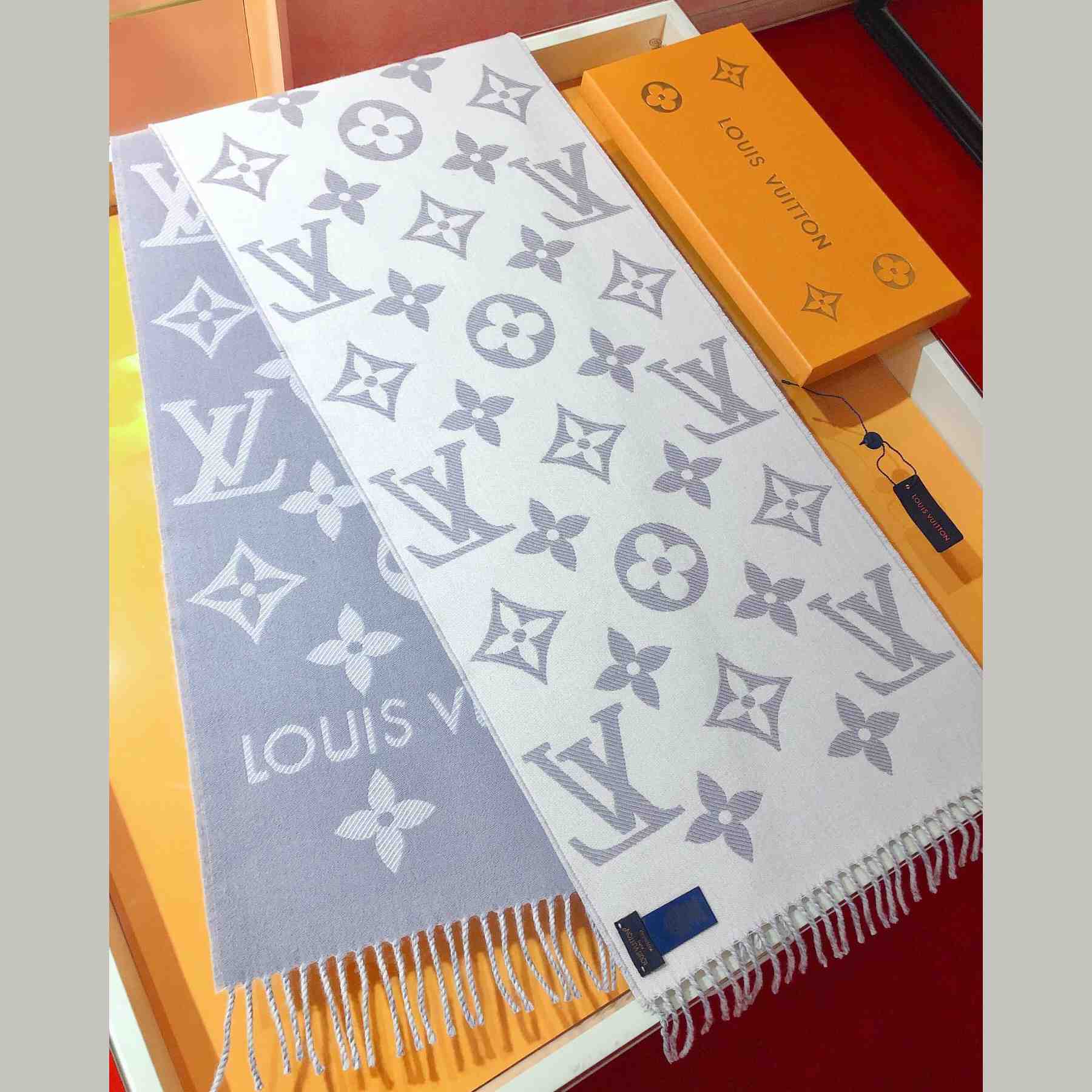 Louis Vuitton LV Essential Scarf - FashionPlug